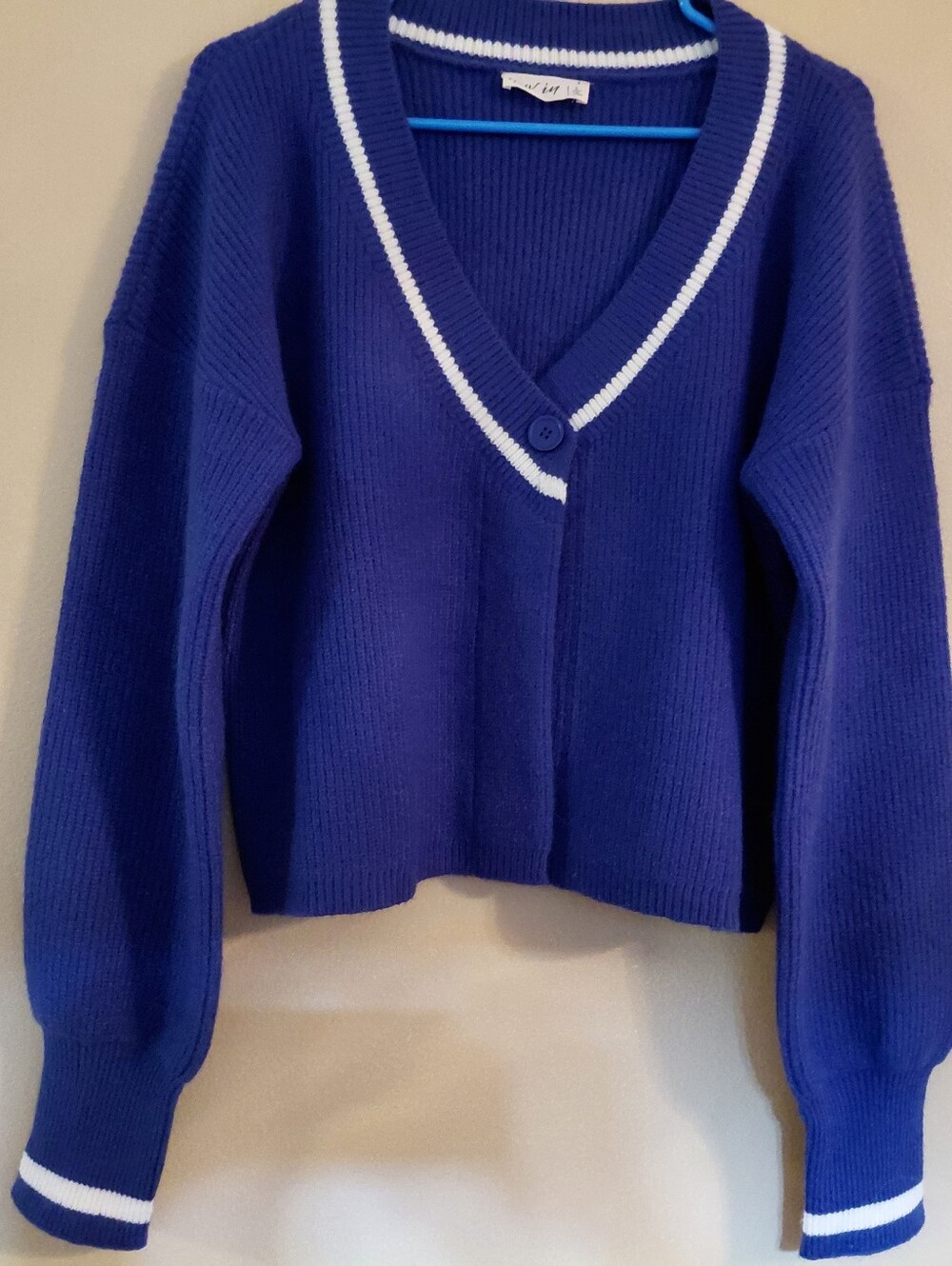 New In Women's Blue V-Neck Stripe Trim Crop Sweater Cardigan size Lg
